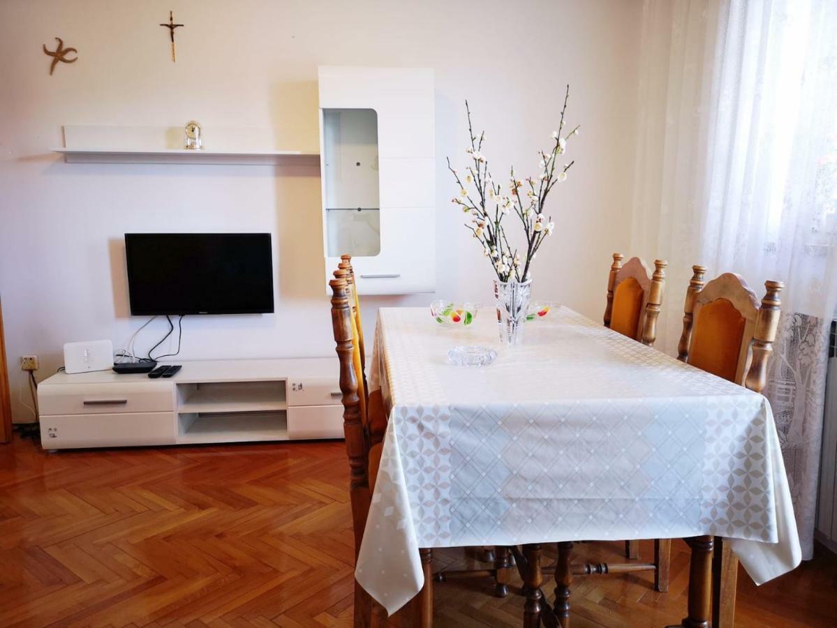 Naomi'S Sunshine Apartman Cres Kültér fotó