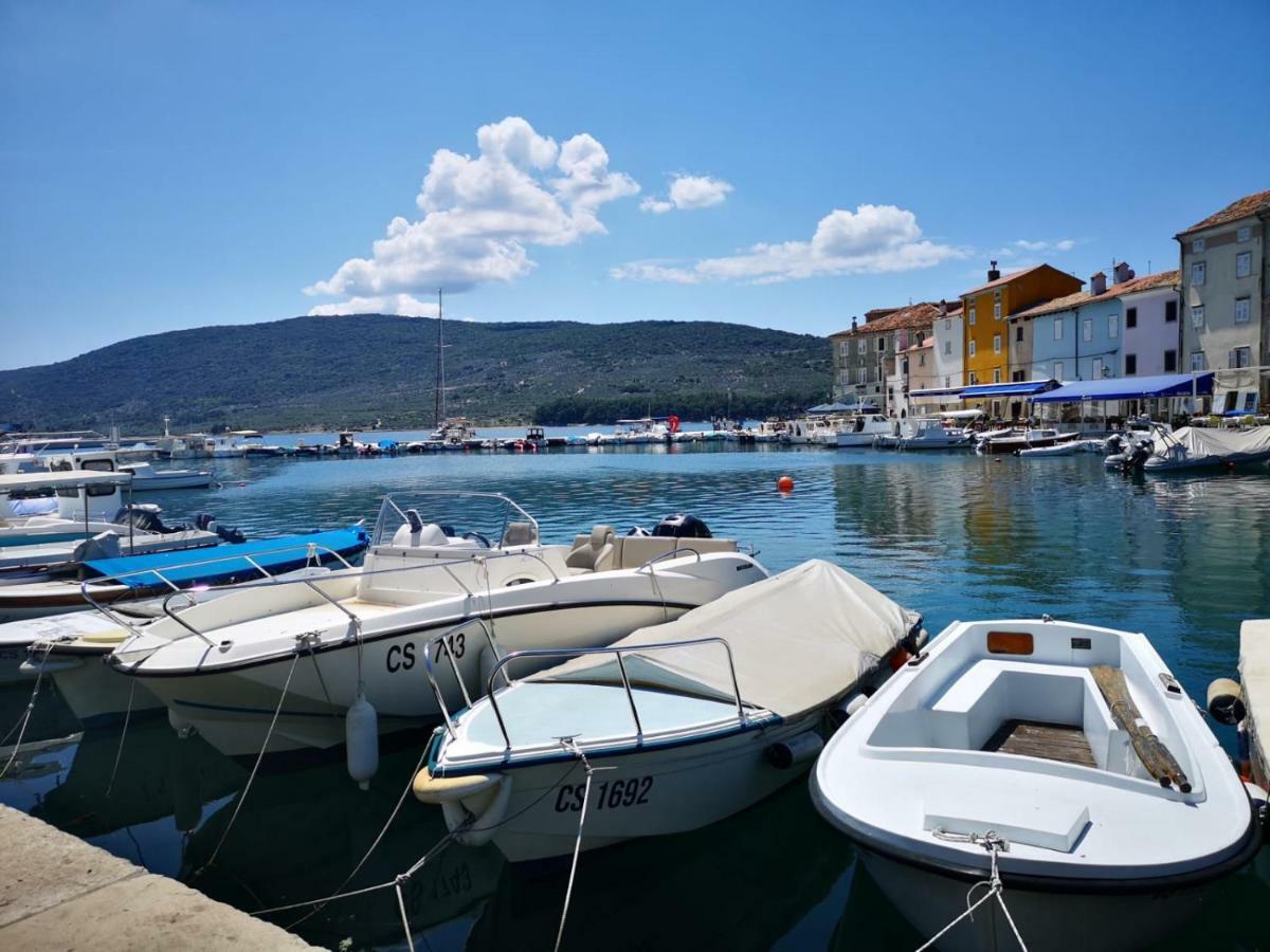 Naomi'S Sunshine Apartman Cres Kültér fotó
