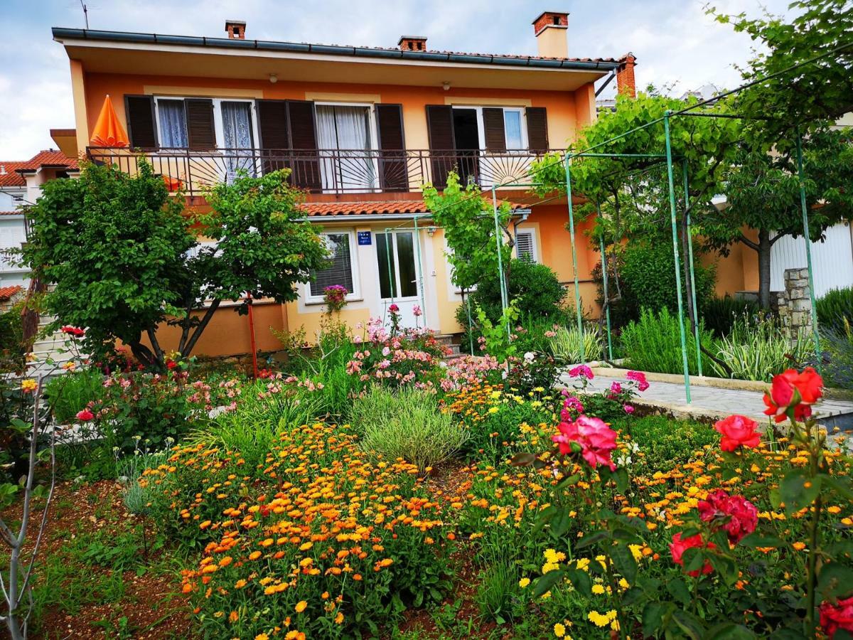 Naomi'S Sunshine Apartman Cres Kültér fotó