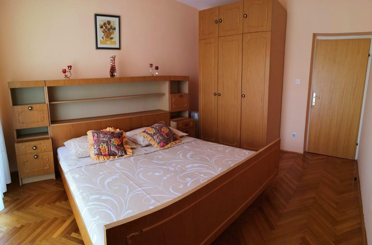 Naomi'S Sunshine Apartman Cres Kültér fotó