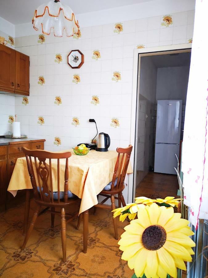 Naomi'S Sunshine Apartman Cres Kültér fotó
